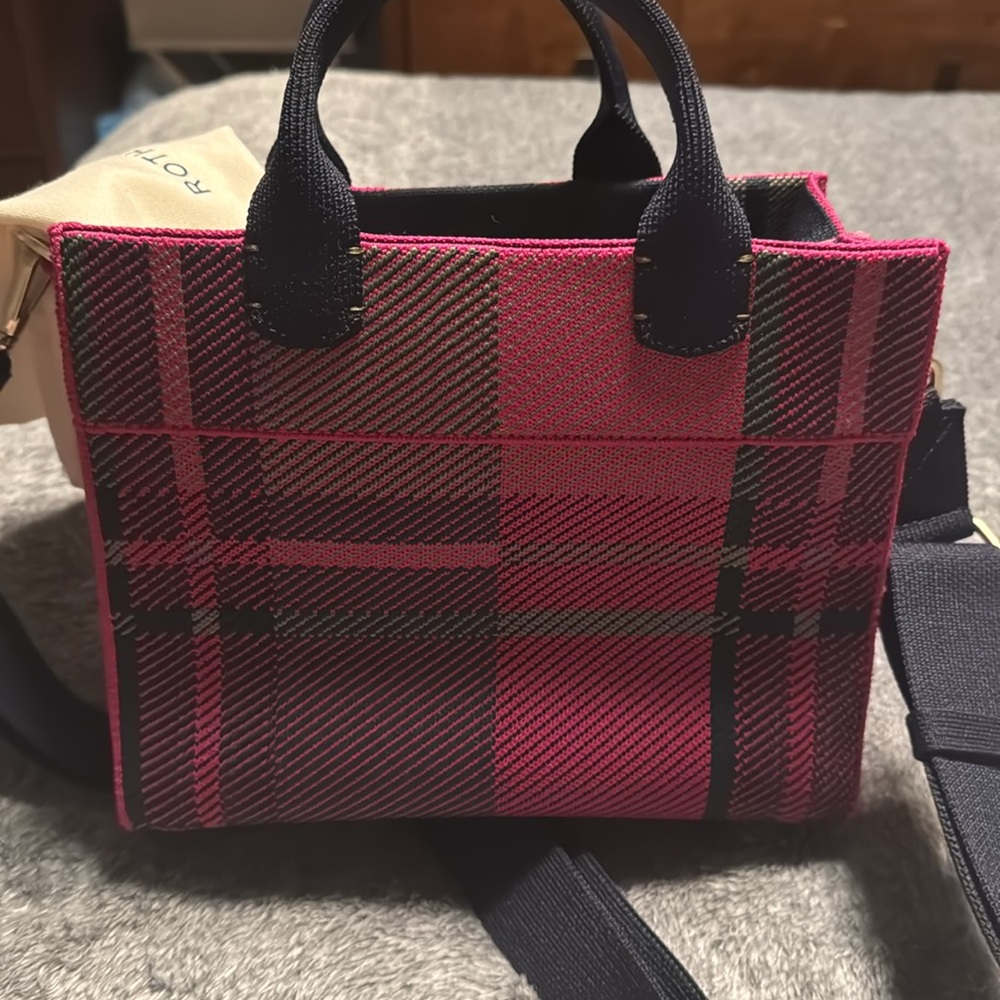 NEW! Rothy's Pink Feed Bag with Strap & dust cover - Picture 4 of 8